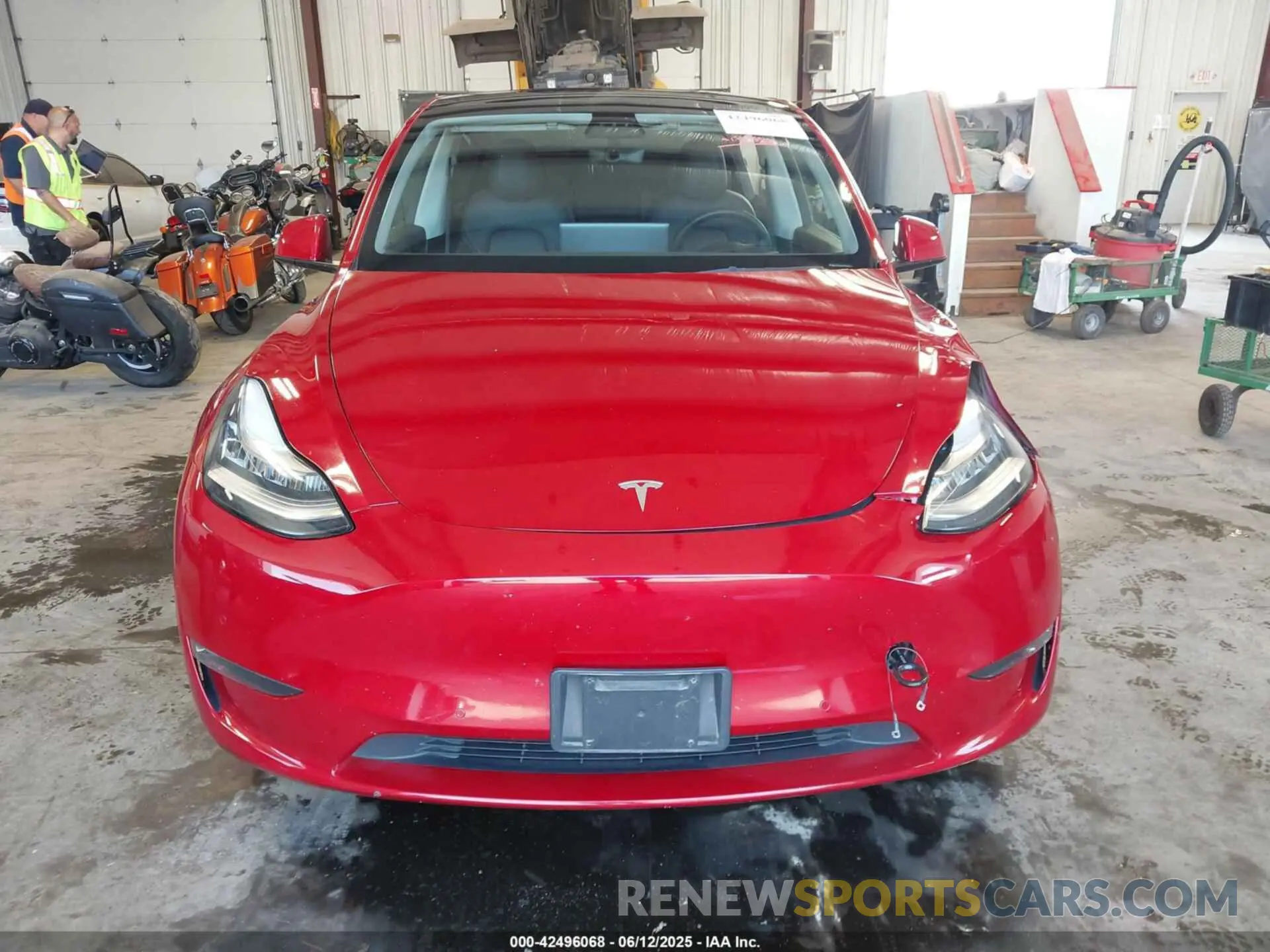 12 Photograph of a damaged car 5YJYGAEE7MF125853 TESLA MODEL Y 2021
