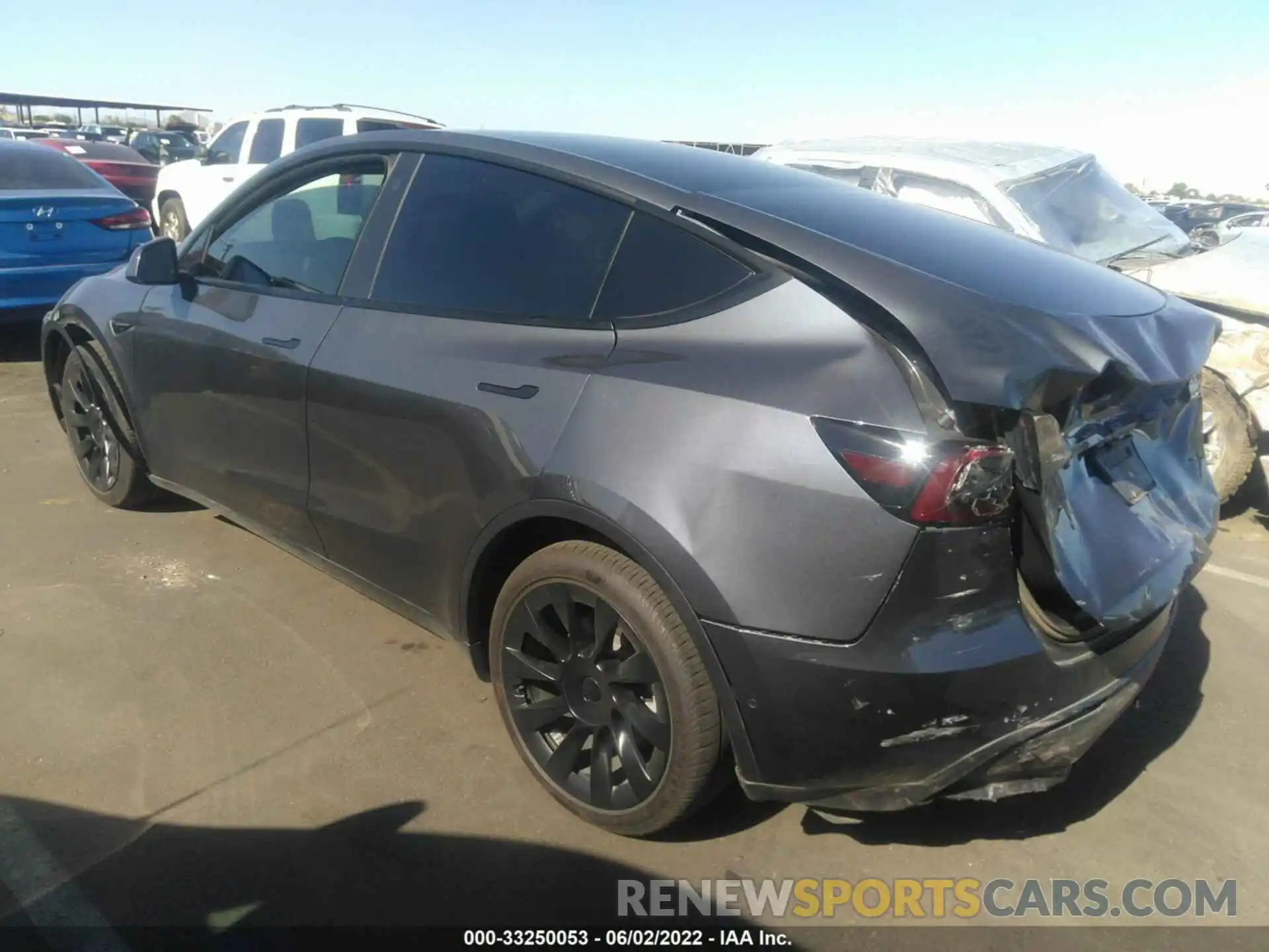 3 Photograph of a damaged car 5YJYGAEE7MF216704 TESLA MODEL Y 2021