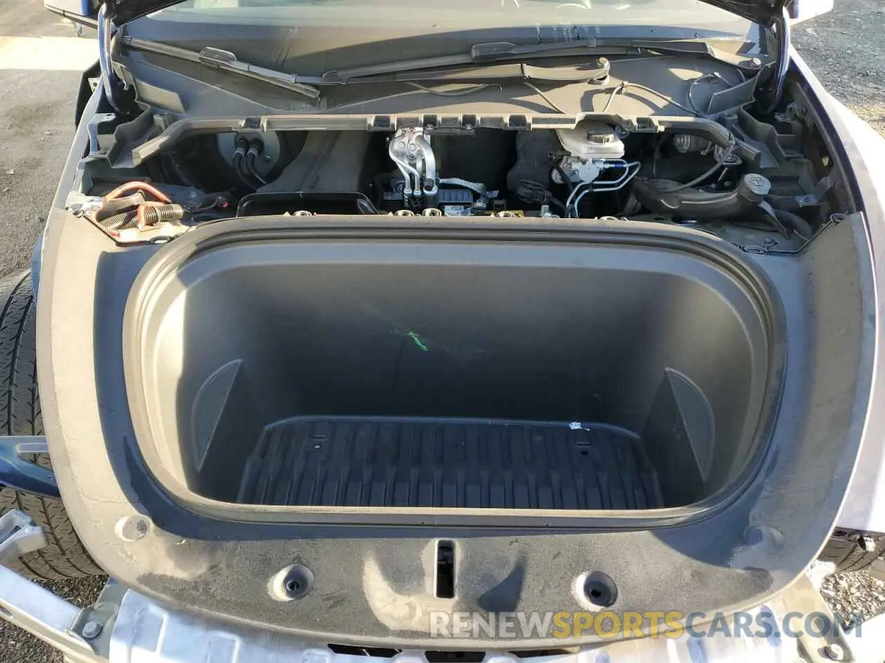 12 Photograph of a damaged car 5YJYGAEE7MF244258 TESLA MODEL Y 2021