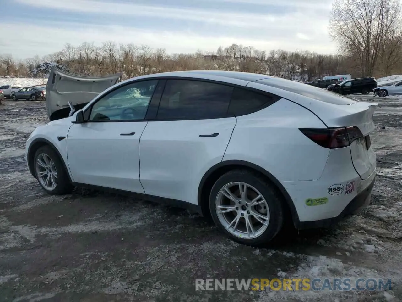 2 Photograph of a damaged car 5YJYGAEE7MF281875 TESLA MODEL Y 2021