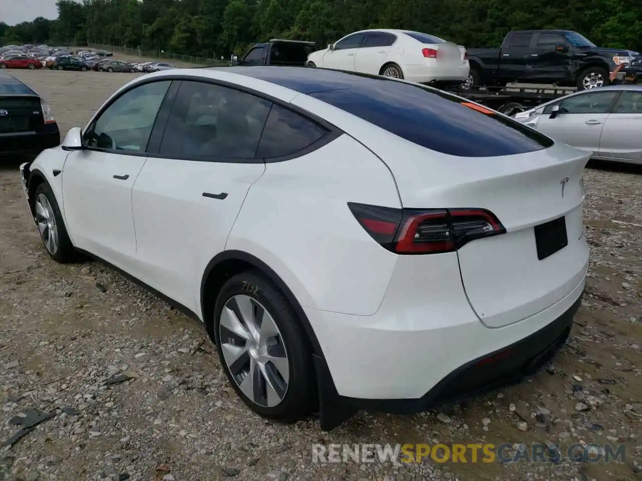 3 Photograph of a damaged car 5YJYGAEE7MF293220 TESLA MODEL Y 2021