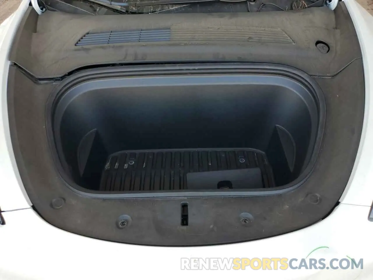 12 Photograph of a damaged car 5YJYGAEE8MF151507 TESLA MODEL Y 2021