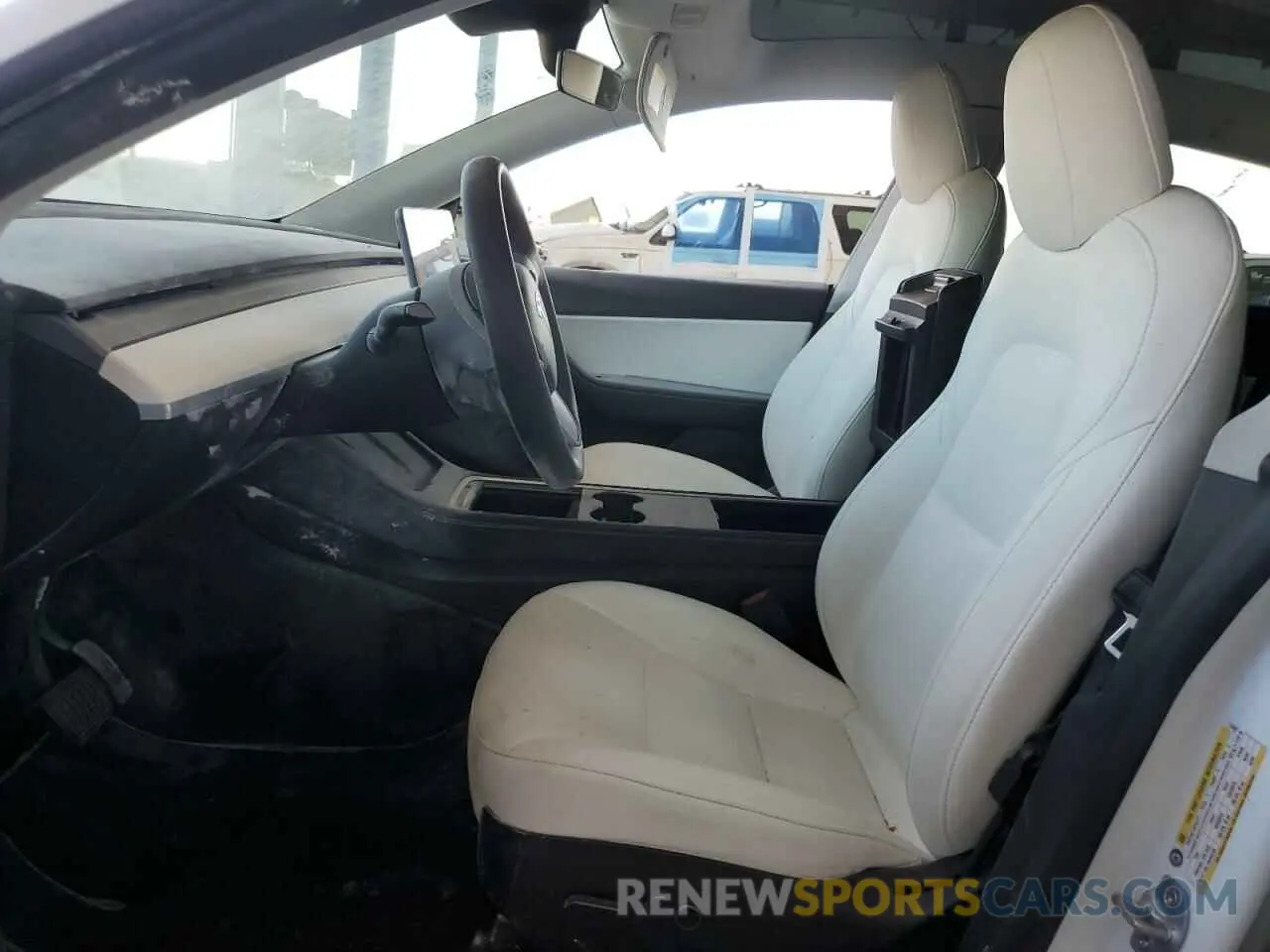 7 Photograph of a damaged car 5YJYGAEE8MF151507 TESLA MODEL Y 2021