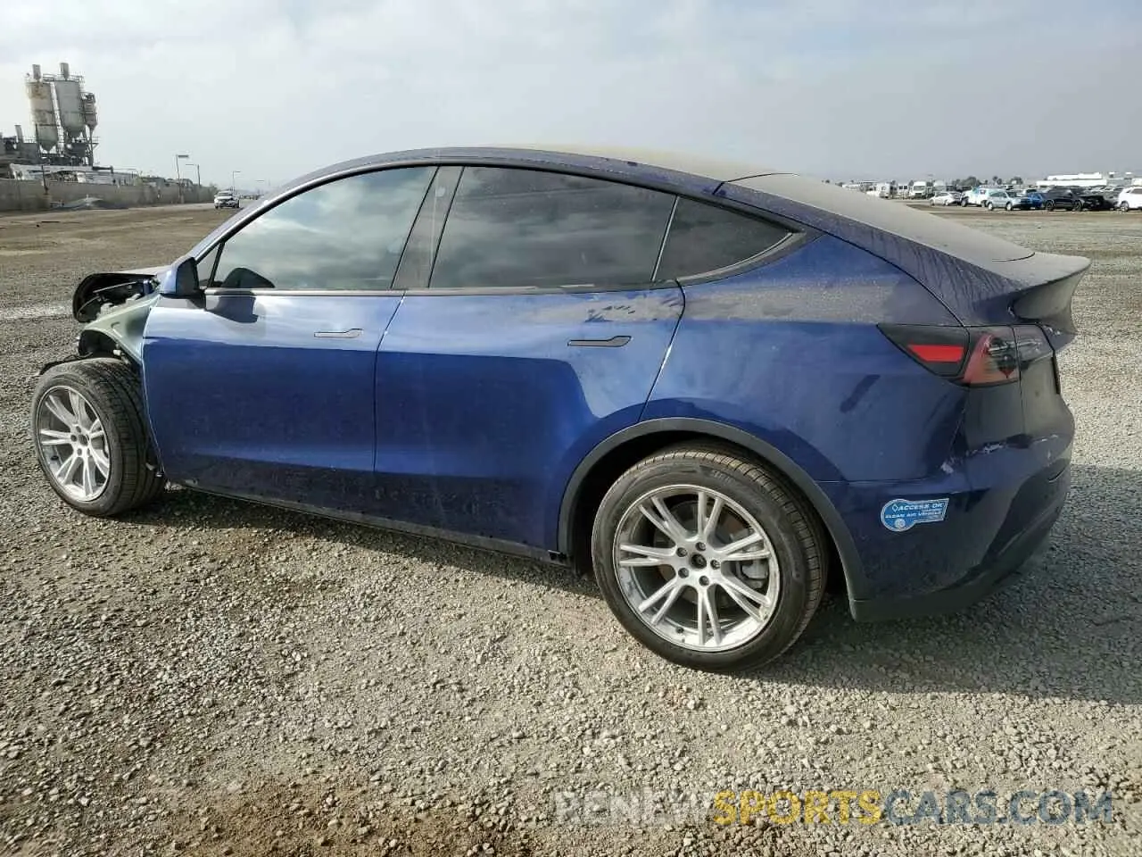 2 Photograph of a damaged car 5YJYGAEE8MF196074 TESLA MODEL Y 2021