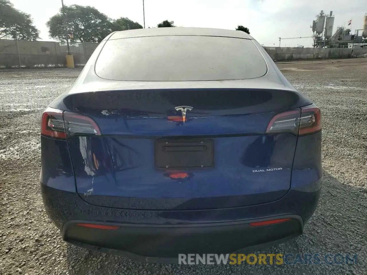 6 Photograph of a damaged car 5YJYGAEE8MF196074 TESLA MODEL Y 2021