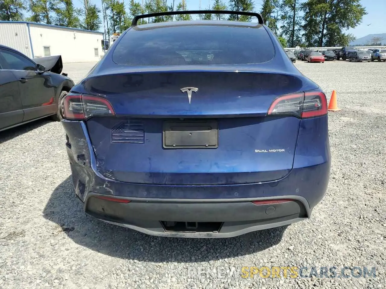 6 Photograph of a damaged car 5YJYGAEE8MF257424 TESLA MODEL Y 2021