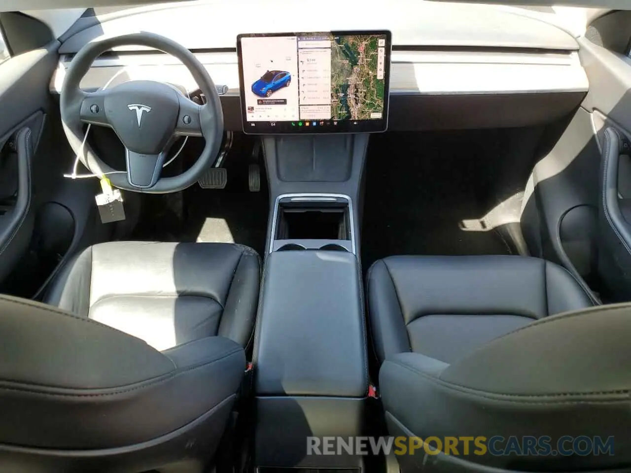 8 Photograph of a damaged car 5YJYGAEE8MF257424 TESLA MODEL Y 2021