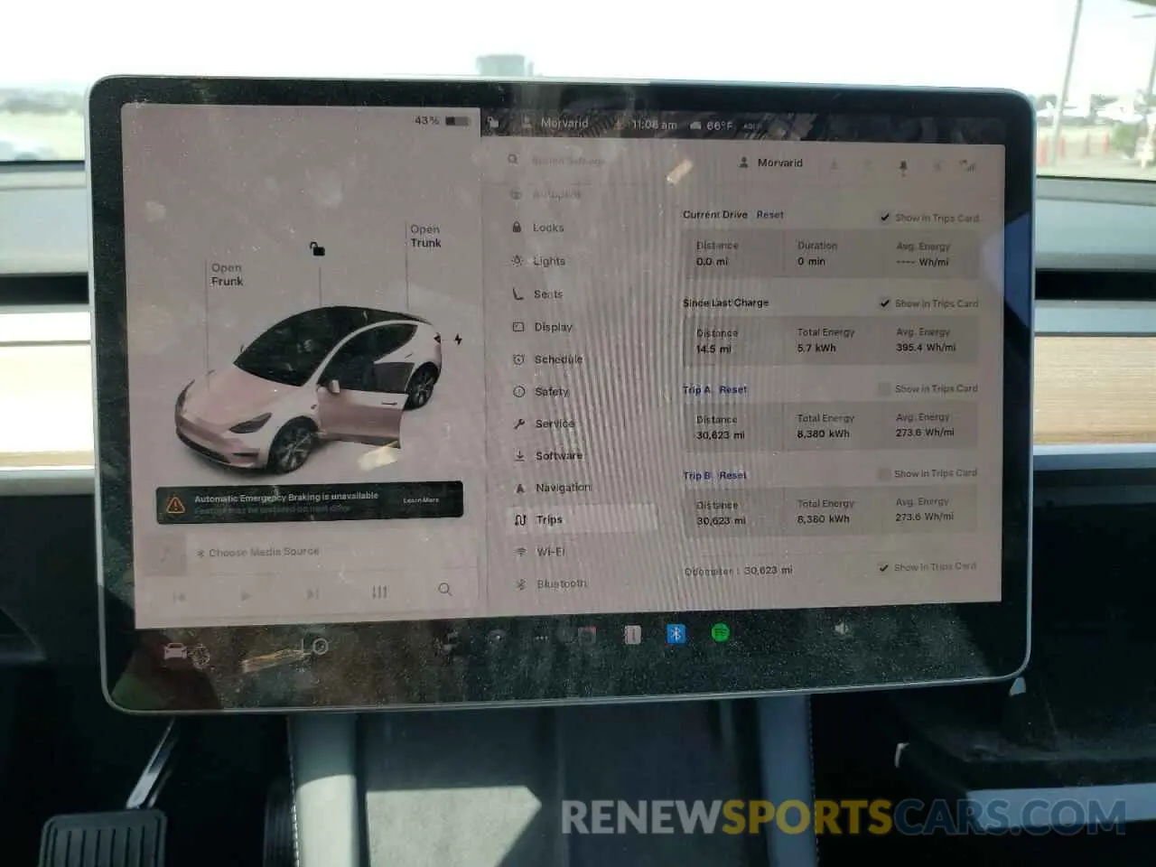 9 Photograph of a damaged car 5YJYGAEE8MF258461 TESLA MODEL Y 2021