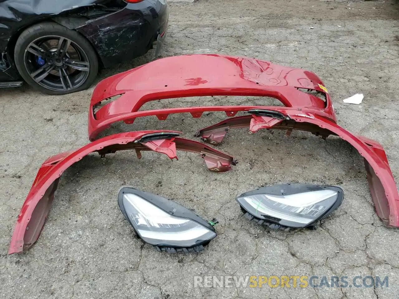 13 Photograph of a damaged car 5YJYGAEE8MF271176 TESLA MODEL Y 2021