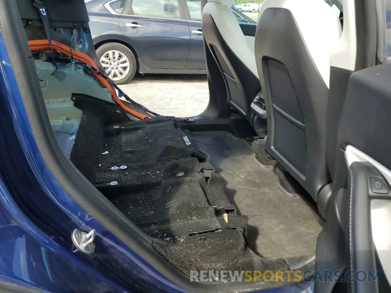 11 Photograph of a damaged car 5YJYGAEE9MF201220 TESLA MODEL Y 2021