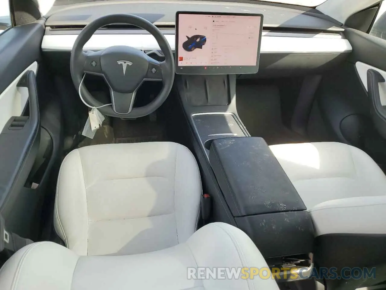 8 Photograph of a damaged car 5YJYGAEE9MF201220 TESLA MODEL Y 2021