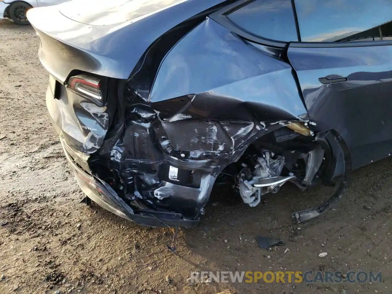 9 Photograph of a damaged car 5YJYGAEEXMF150181 TESLA MODEL Y 2021