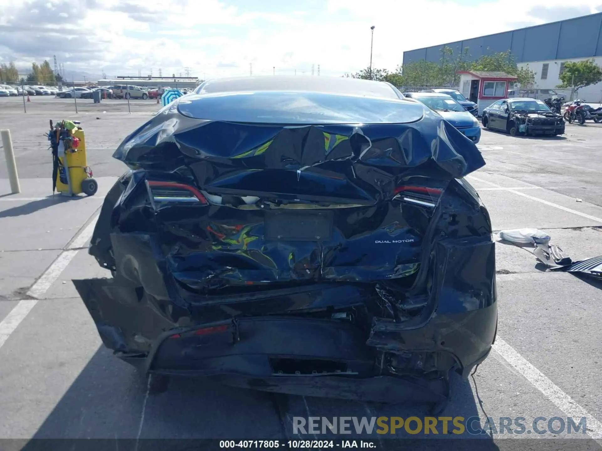 16 Photograph of a damaged car 5YJYGAEEXMF244190 TESLA MODEL Y 2021