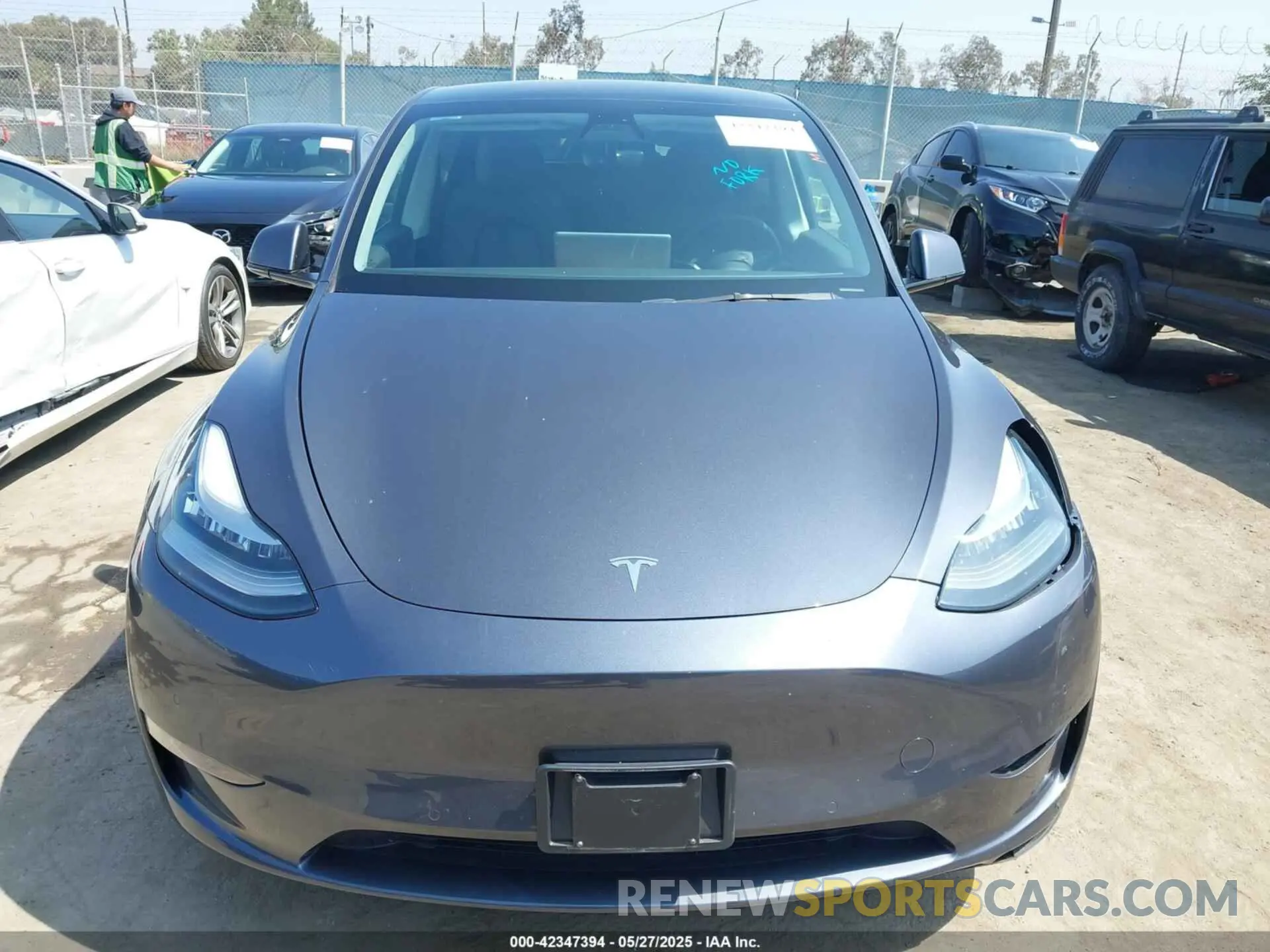 12 Photograph of a damaged car 5YJYGAEEXMF299450 TESLA MODEL Y 2021