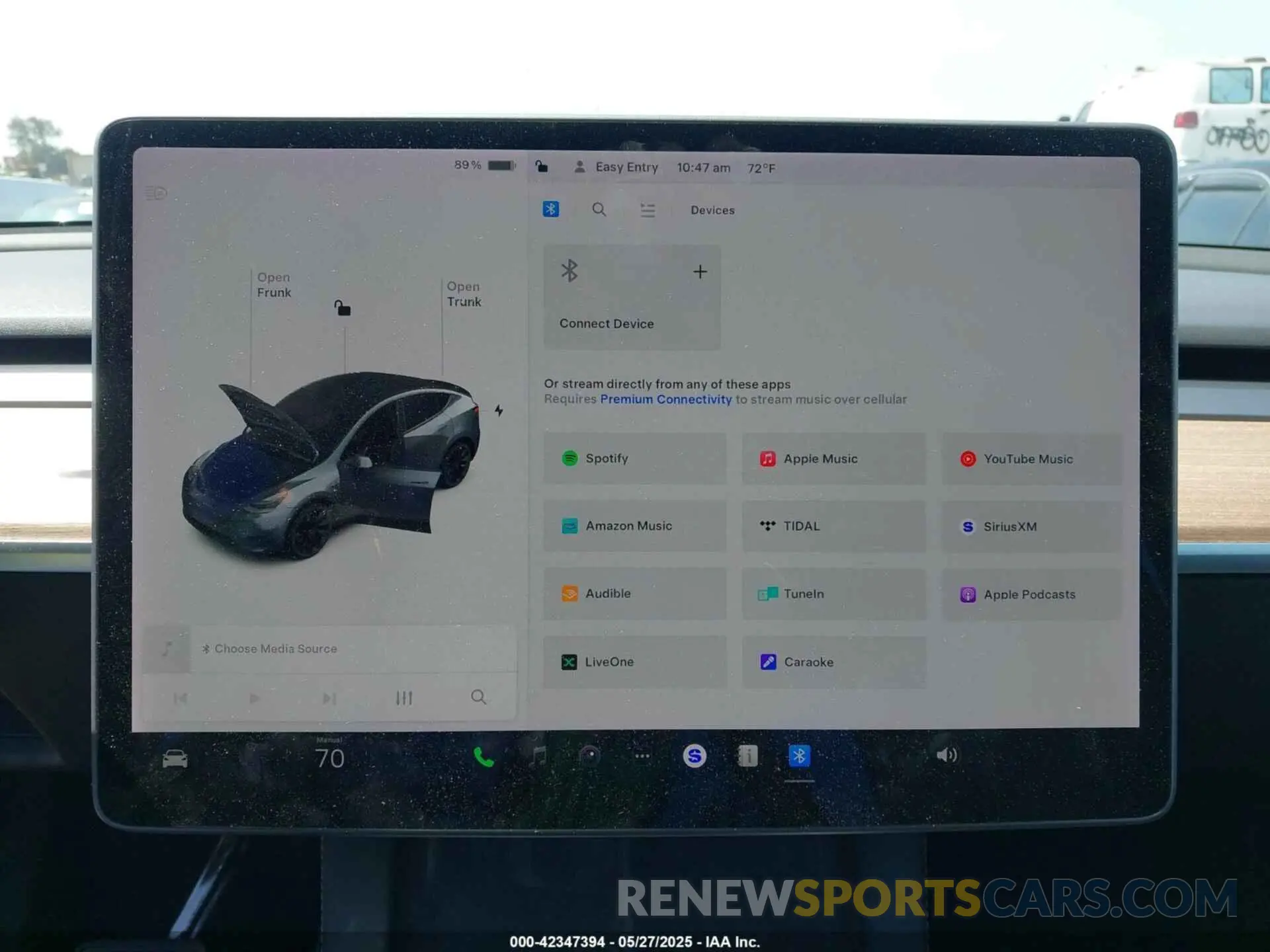 18 Photograph of a damaged car 5YJYGAEEXMF299450 TESLA MODEL Y 2021