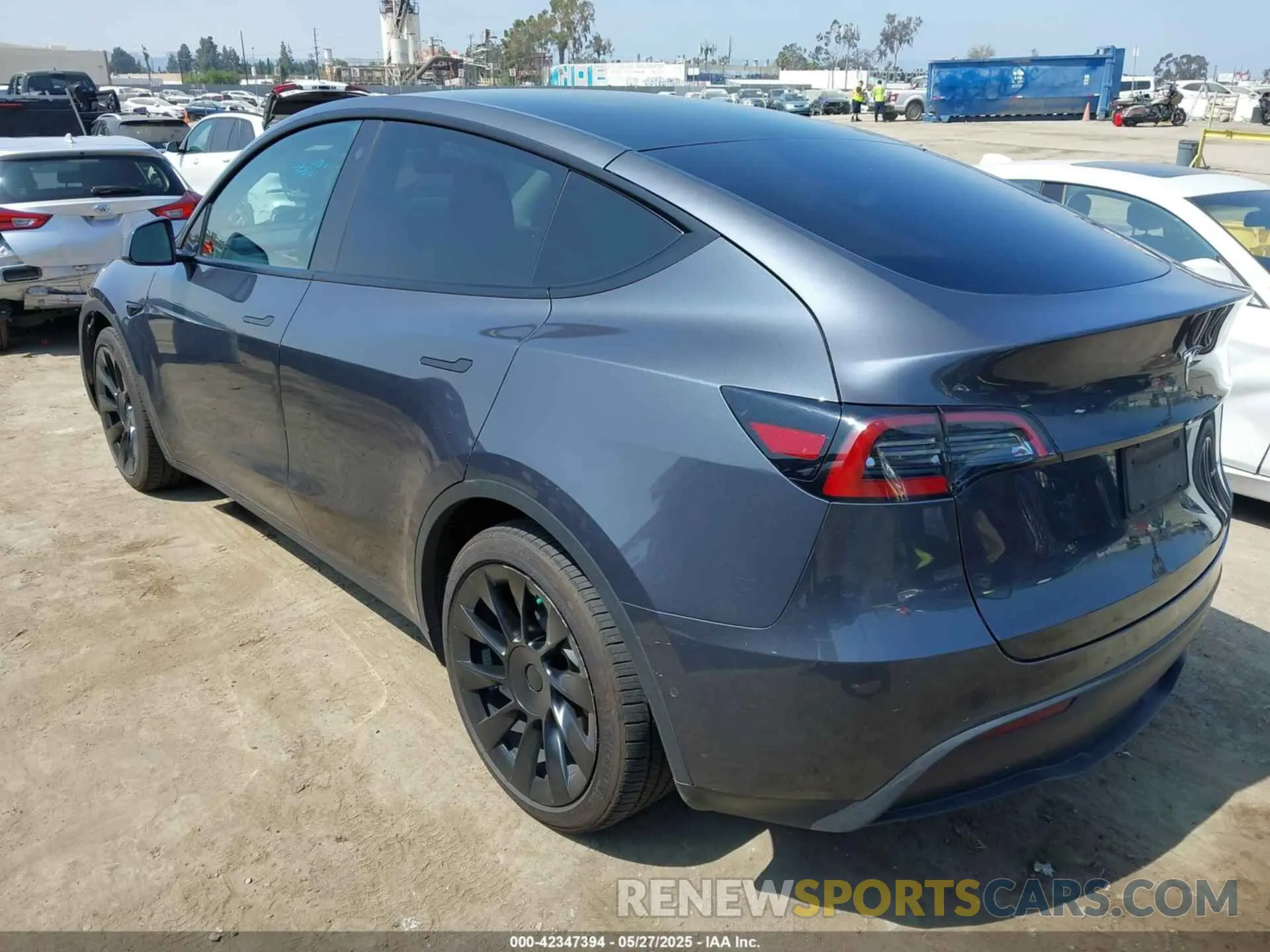 3 Photograph of a damaged car 5YJYGAEEXMF299450 TESLA MODEL Y 2021