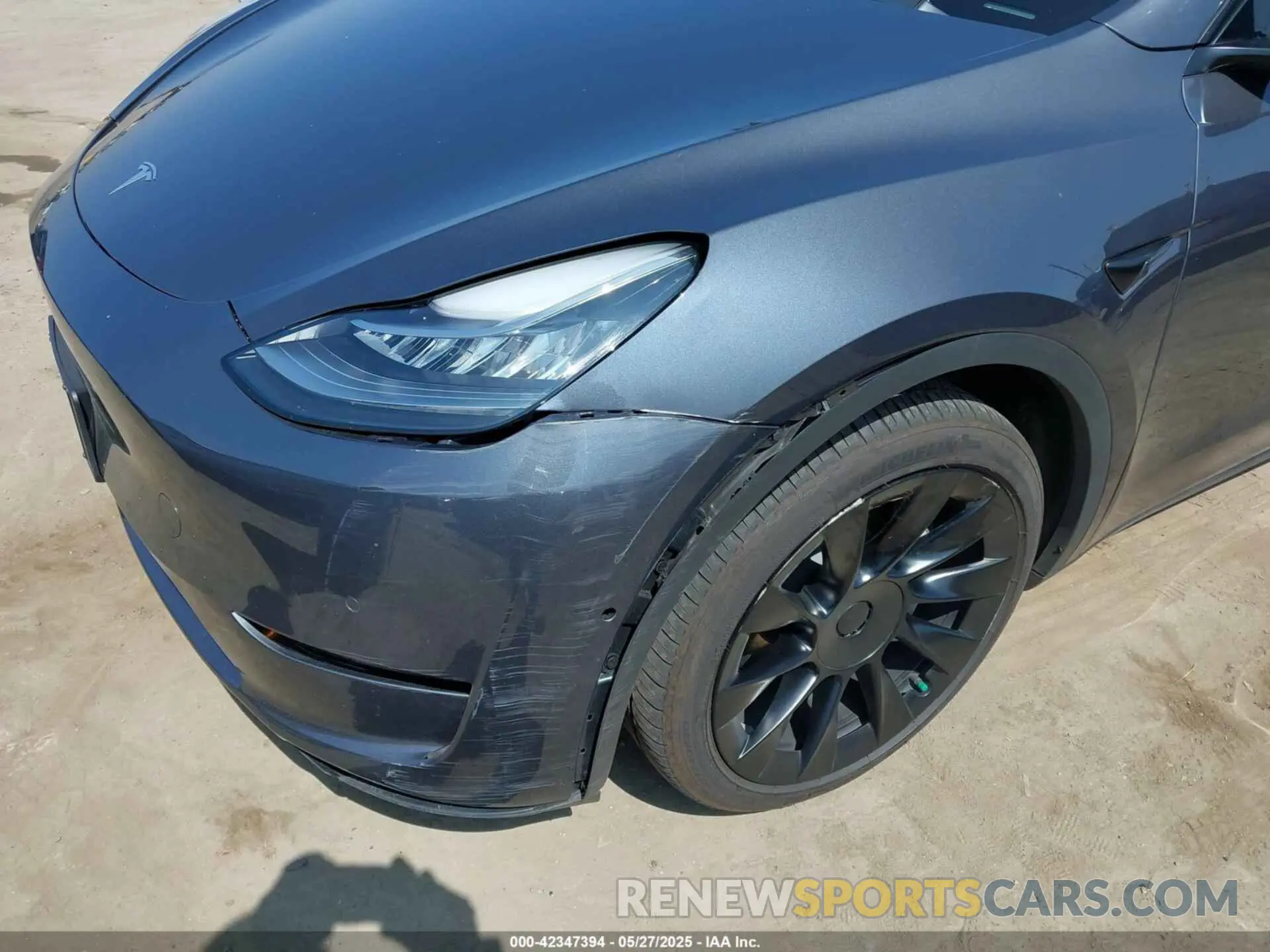 6 Photograph of a damaged car 5YJYGAEEXMF299450 TESLA MODEL Y 2021