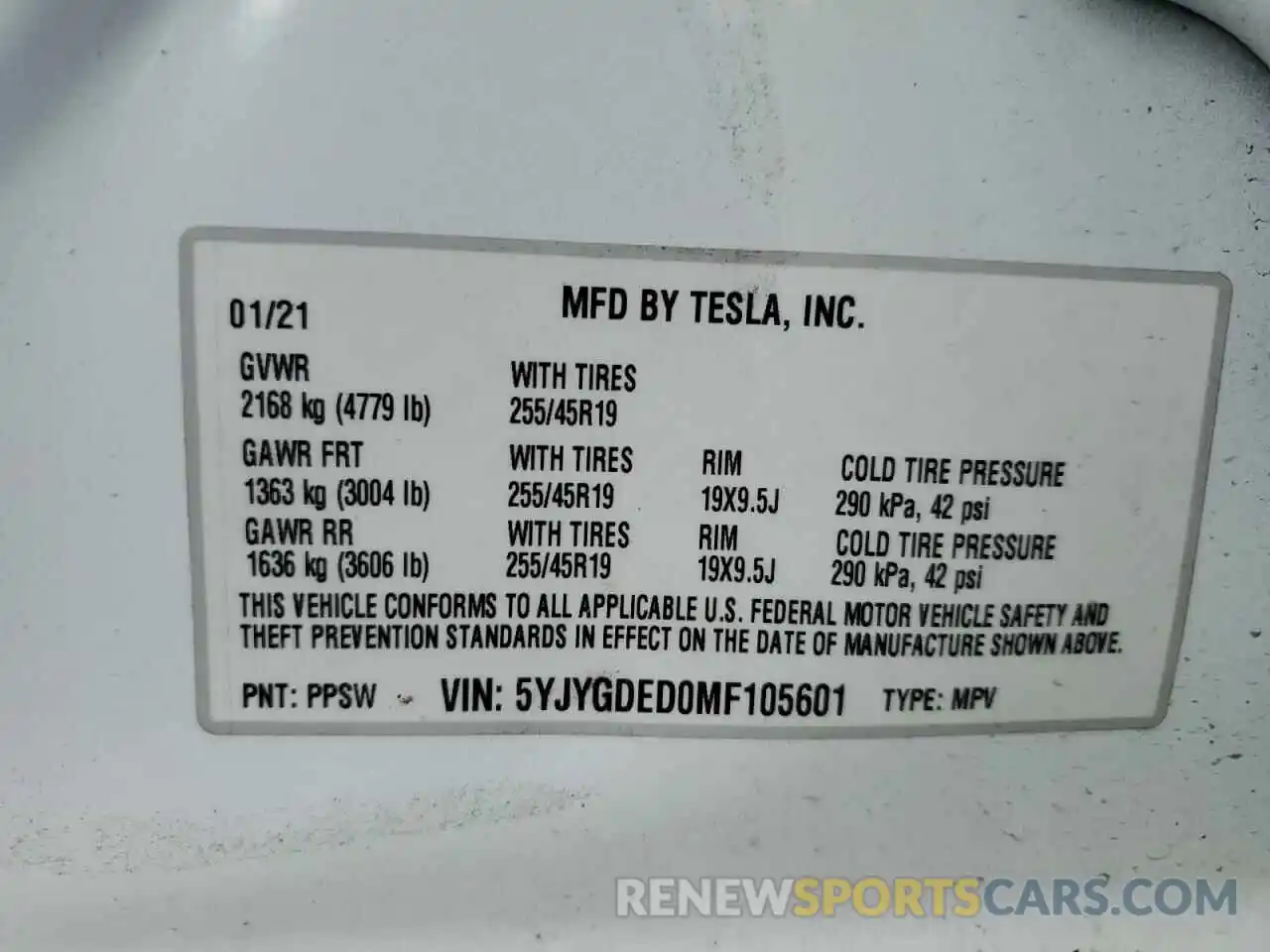 10 Photograph of a damaged car 5YJYGDED0MF105601 TESLA MODEL Y 2021