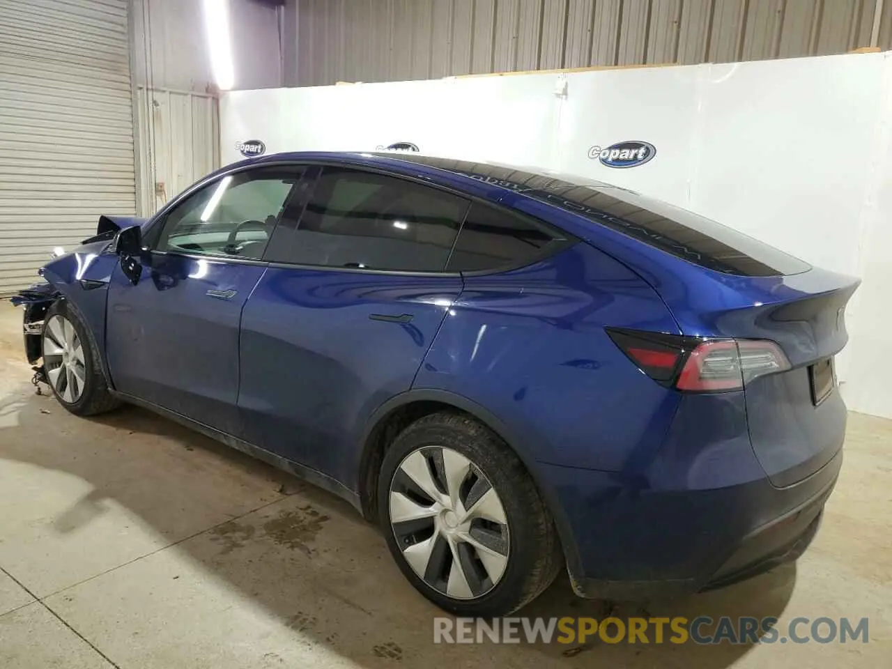 2 Photograph of a damaged car 5YJYGDED0MF107686 TESLA MODEL Y 2021