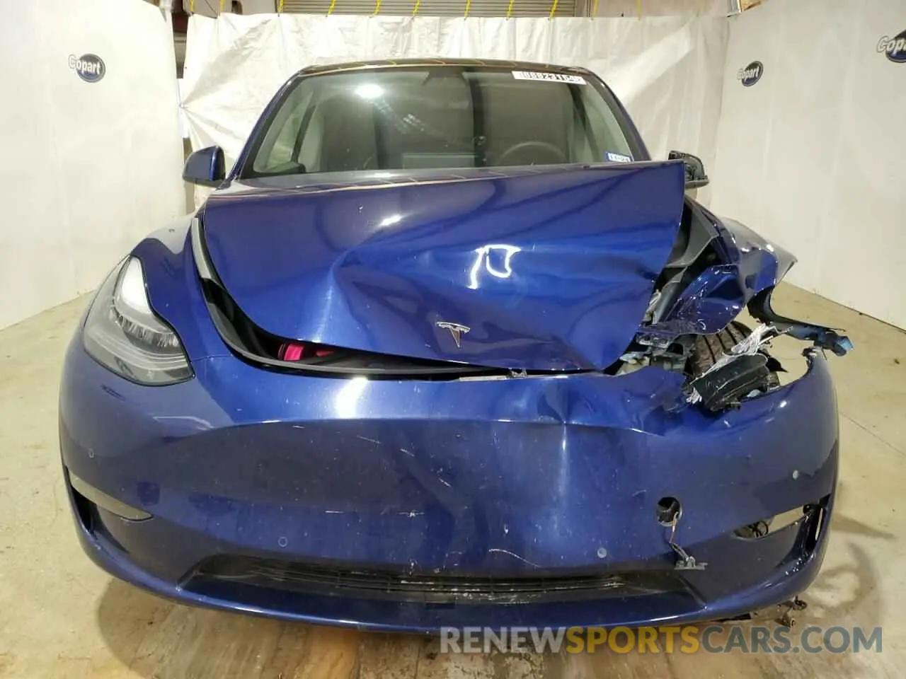 5 Photograph of a damaged car 5YJYGDED0MF107686 TESLA MODEL Y 2021