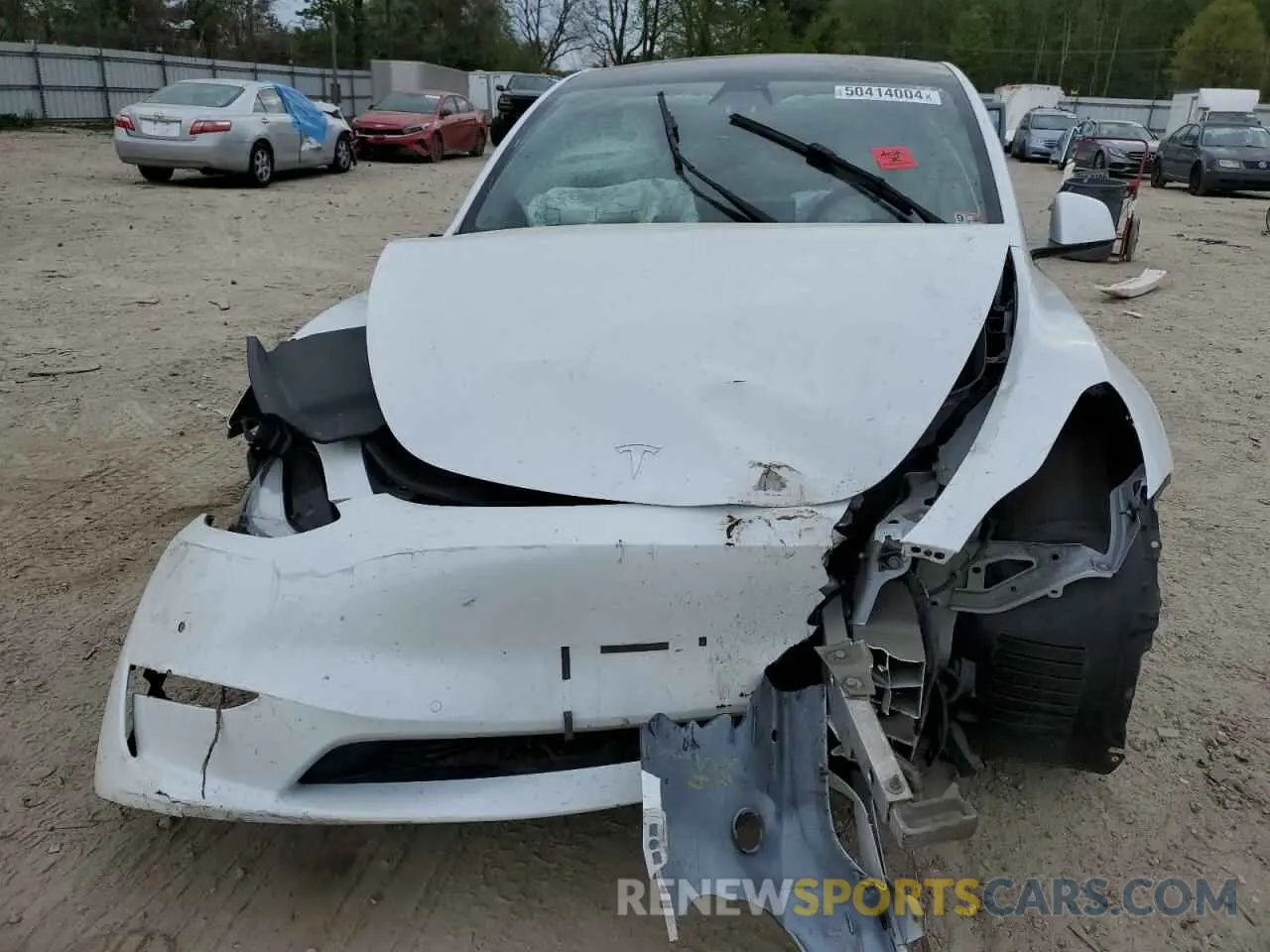 5 Photograph of a damaged car 5YJYGDED1MF109091 TESLA MODEL Y 2021