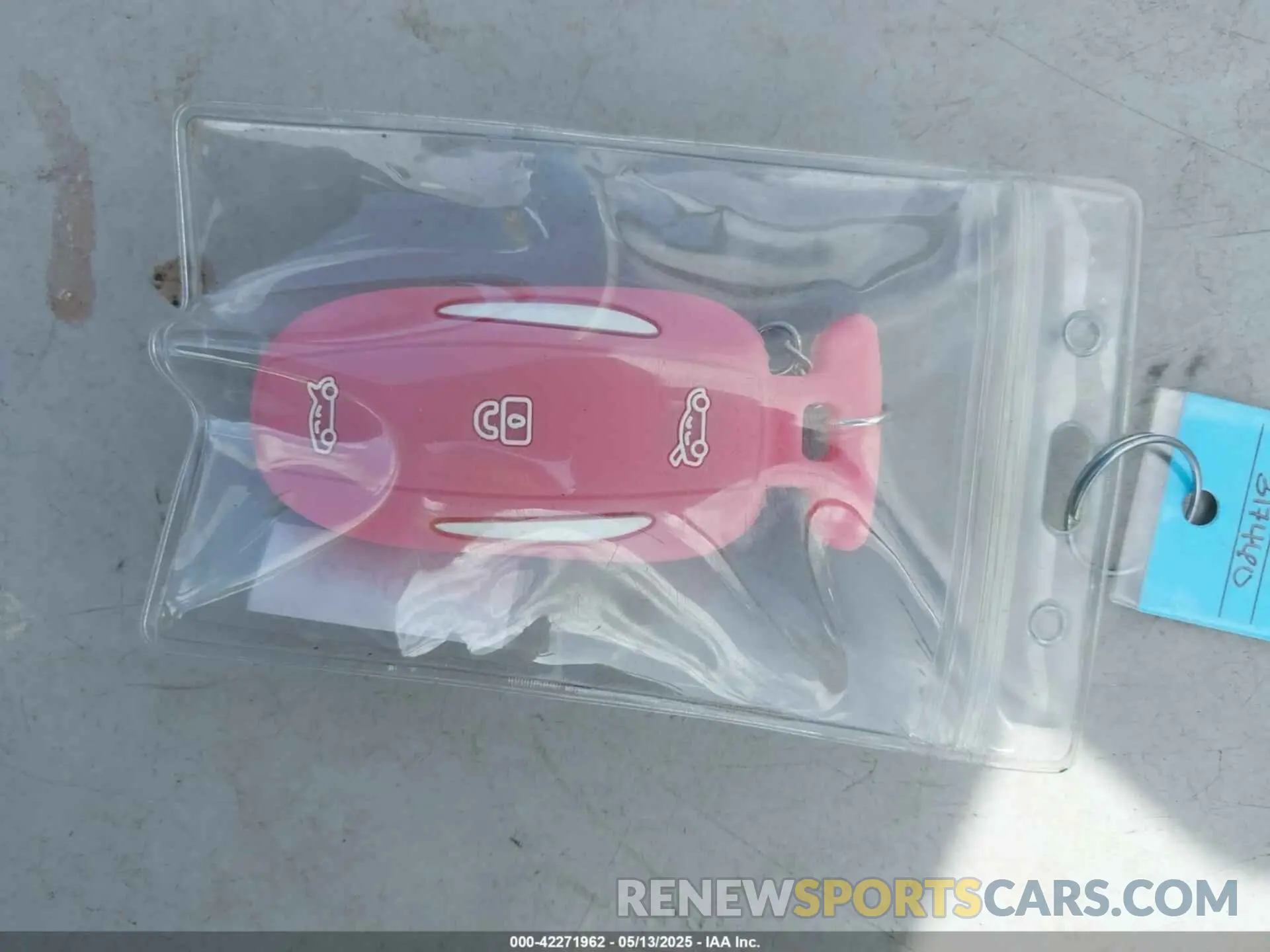 11 Photograph of a damaged car 5YJYGDED1MF113898 TESLA MODEL Y 2021
