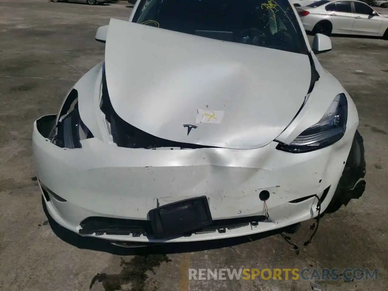 9 Photograph of a damaged car 5YJYGDED2MF105907 TESLA MODEL Y 2021