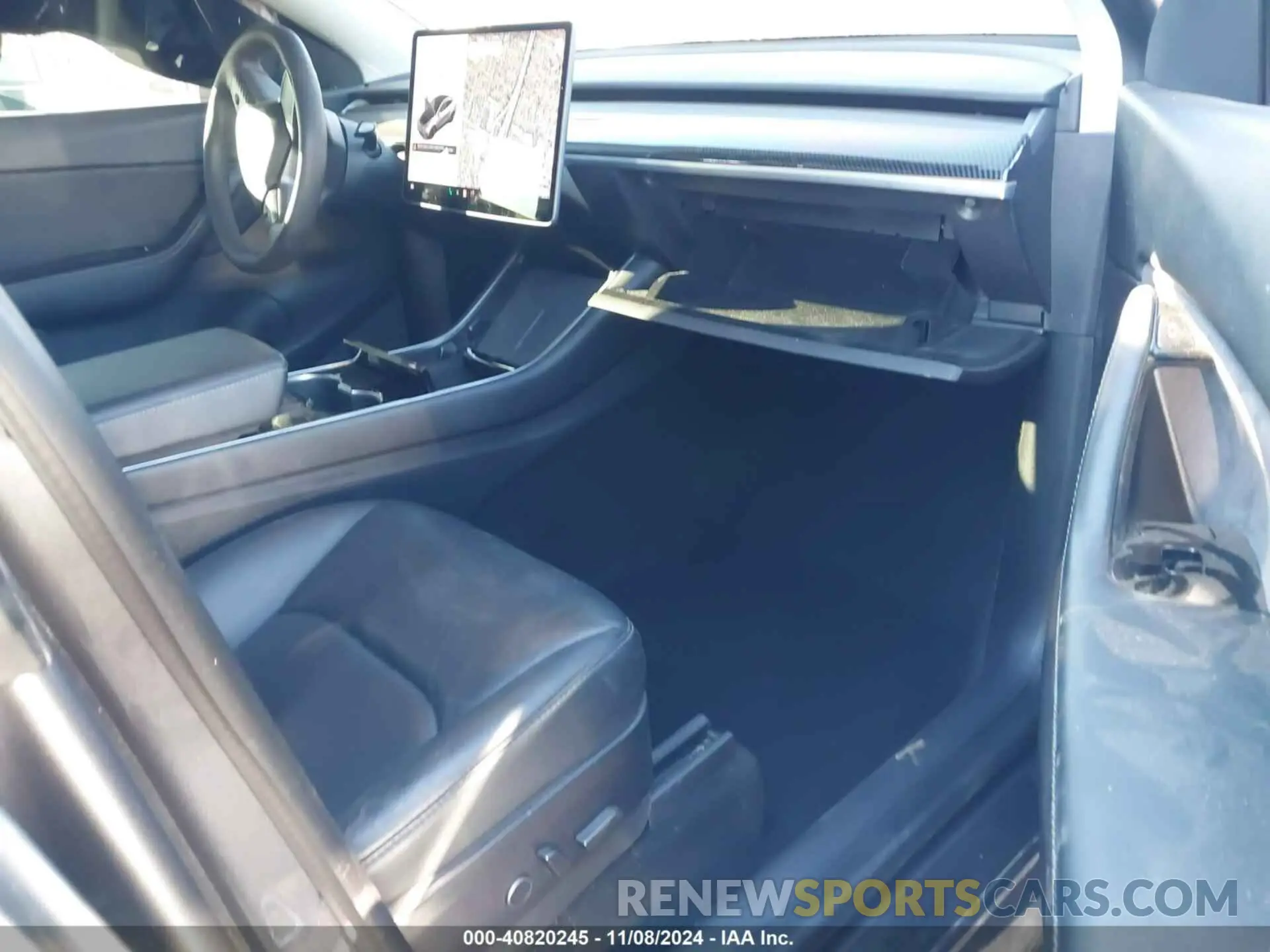 5 Photograph of a damaged car 5YJYGDED2MF110296 TESLA MODEL Y 2021