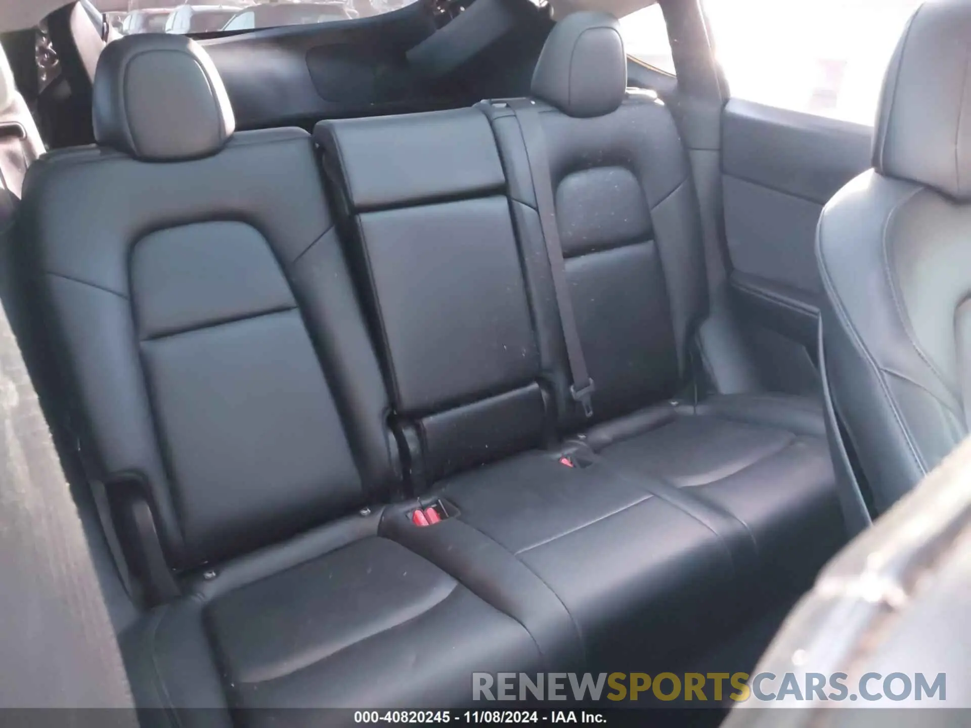 8 Photograph of a damaged car 5YJYGDED2MF110296 TESLA MODEL Y 2021