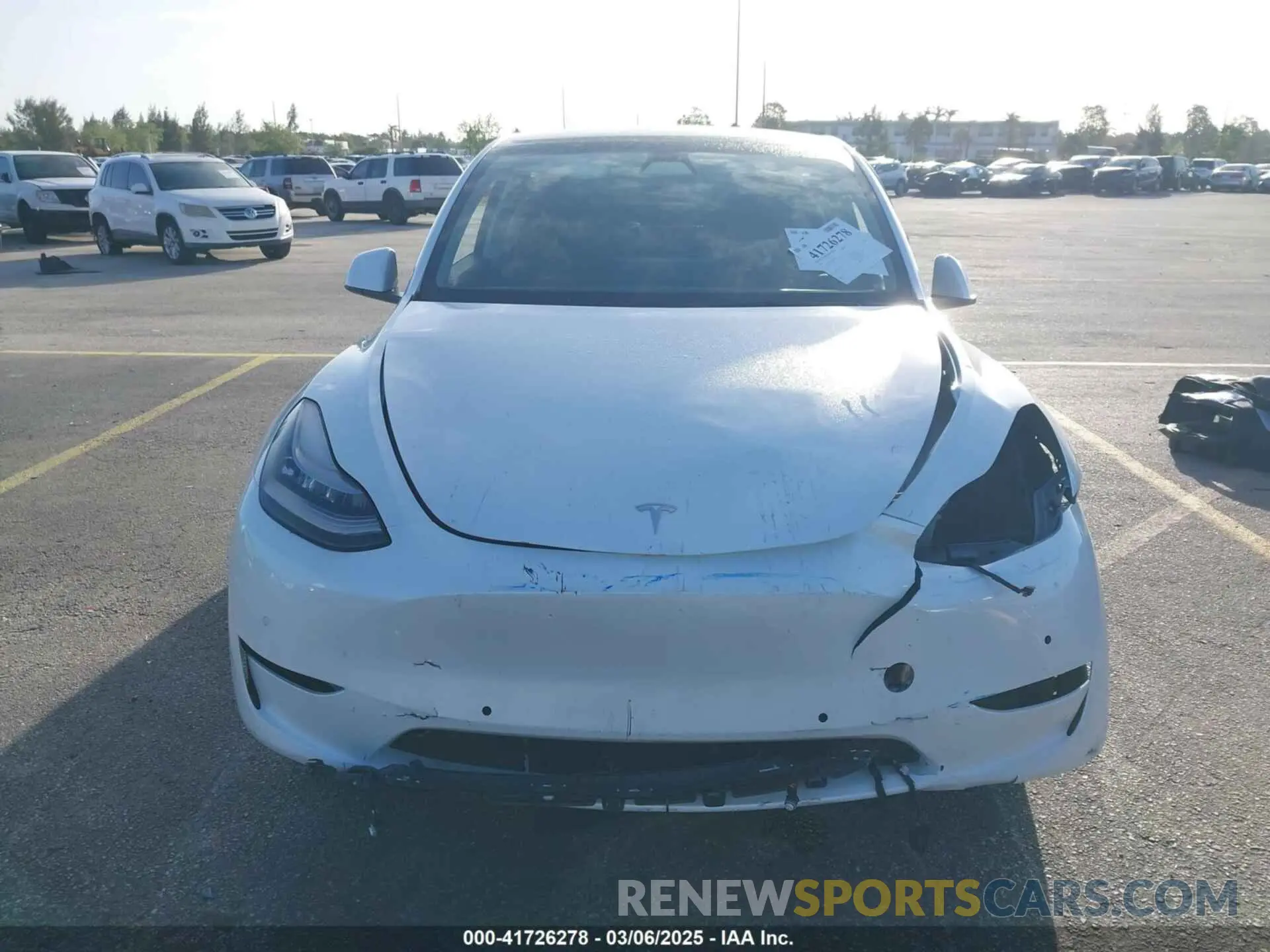 11 Photograph of a damaged car 5YJYGDED3MF103650 TESLA MODEL Y 2021