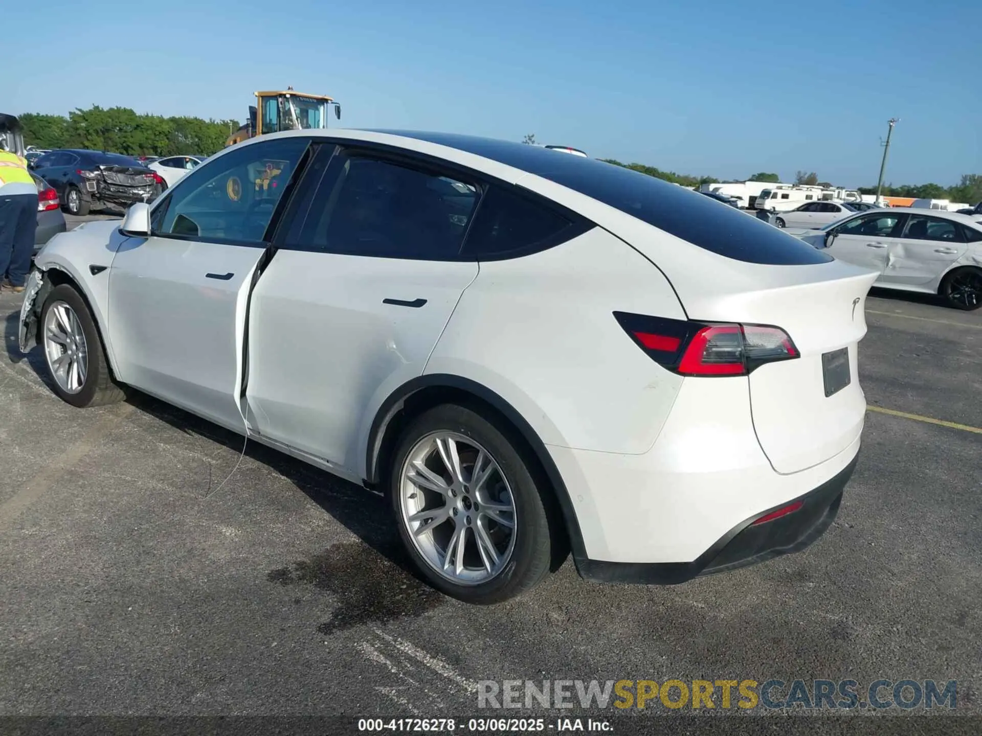 3 Photograph of a damaged car 5YJYGDED3MF103650 TESLA MODEL Y 2021