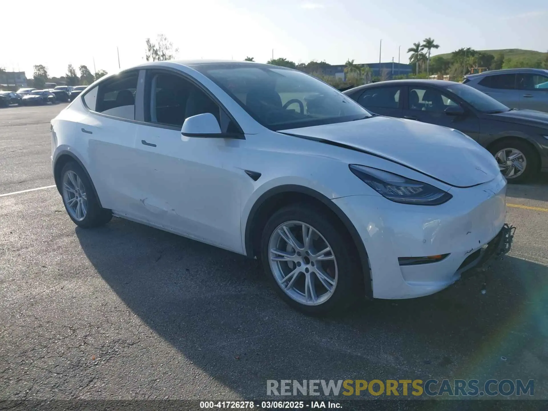 6 Photograph of a damaged car 5YJYGDED3MF103650 TESLA MODEL Y 2021