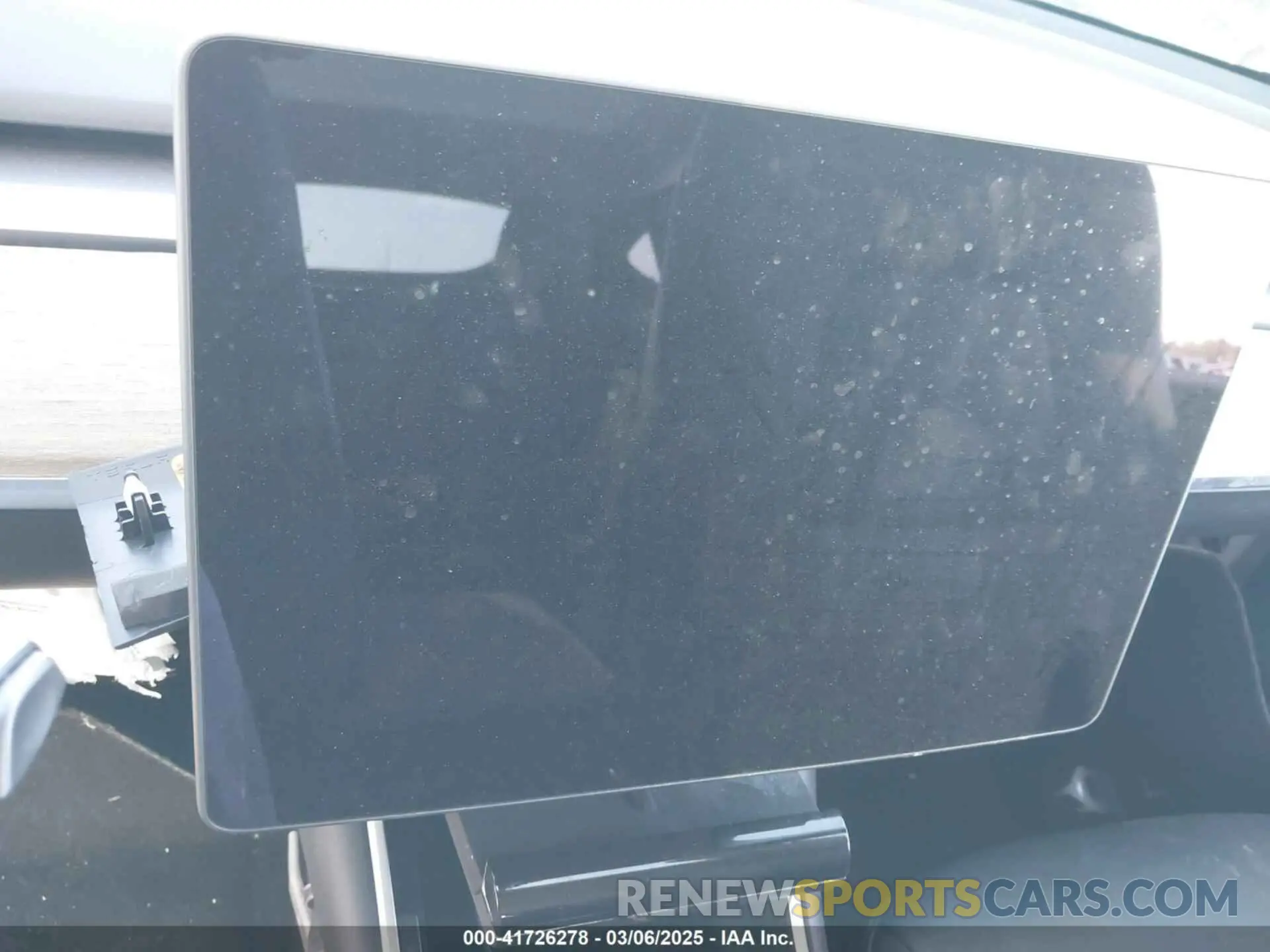 7 Photograph of a damaged car 5YJYGDED3MF103650 TESLA MODEL Y 2021