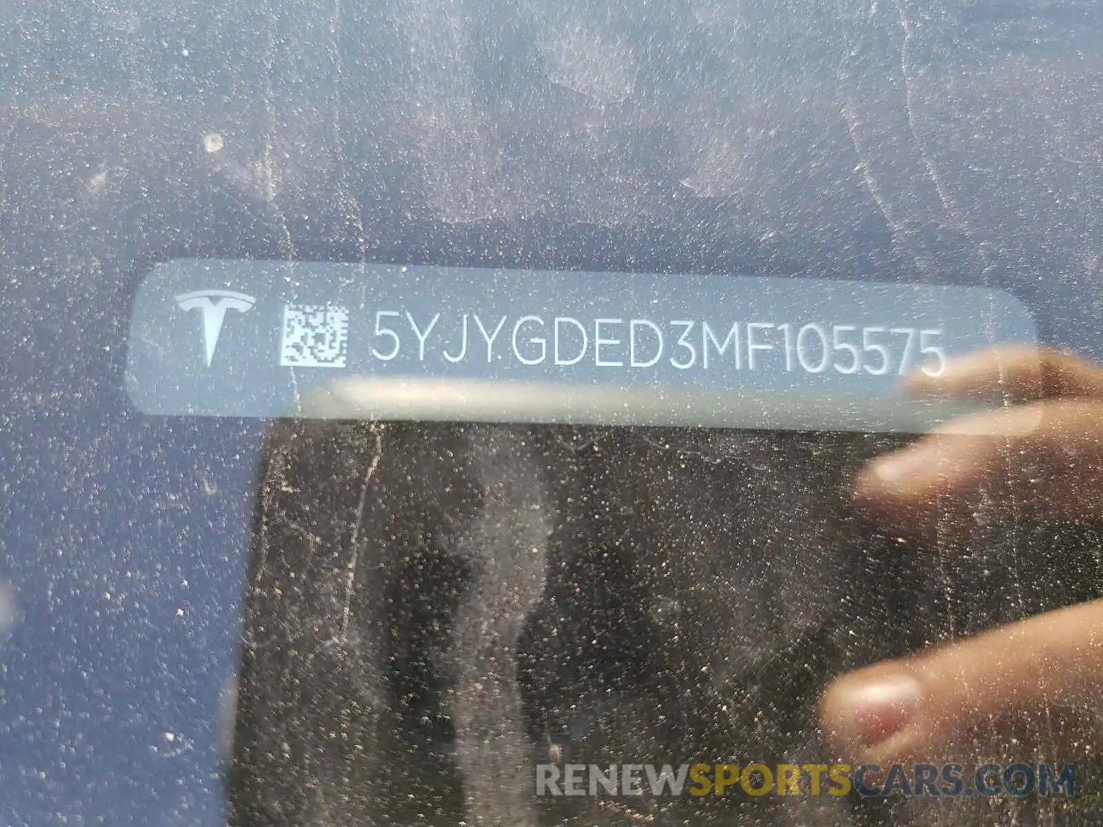 10 Photograph of a damaged car 5YJYGDED3MF105575 TESLA MODEL Y 2021