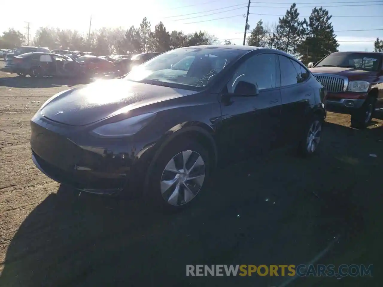 1 Photograph of a damaged car 5YJYGDED3MF106046 TESLA MODEL Y 2021