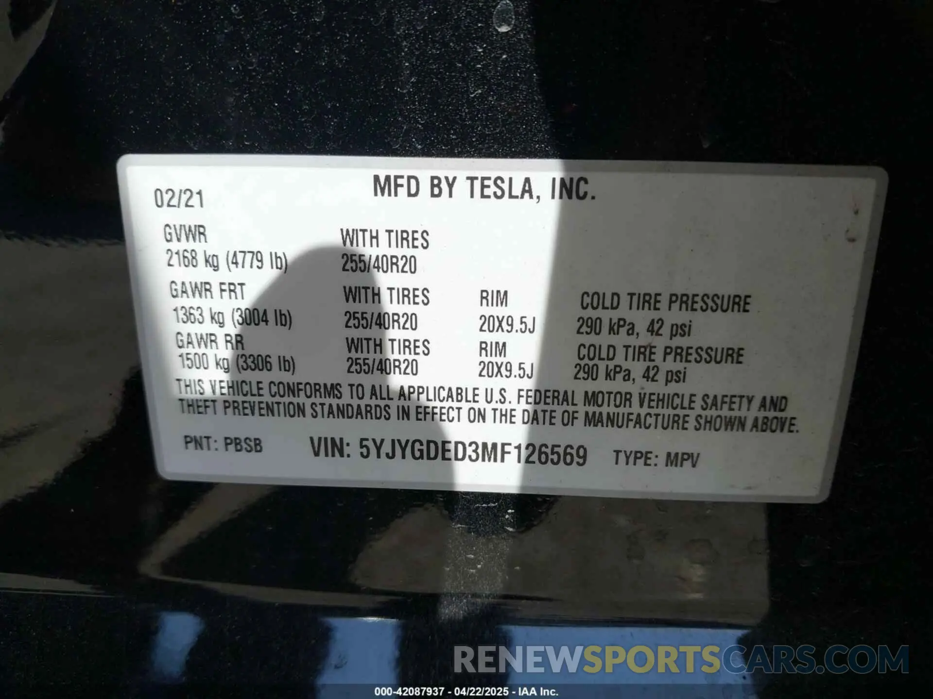 9 Photograph of a damaged car 5YJYGDED3MF126569 TESLA MODEL Y 2021