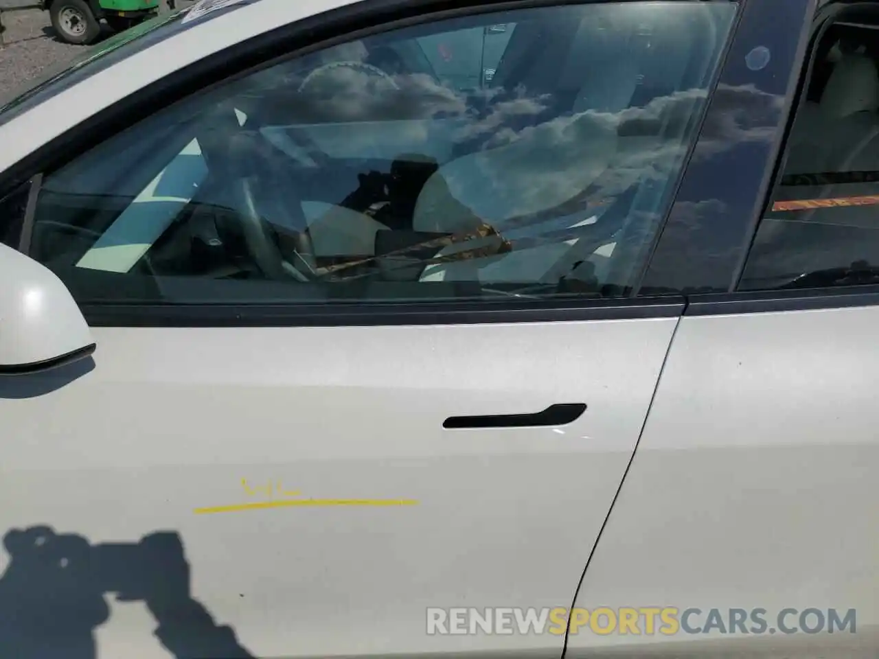 12 Photograph of a damaged car 5YJYGDED4MF109165 TESLA MODEL Y 2021