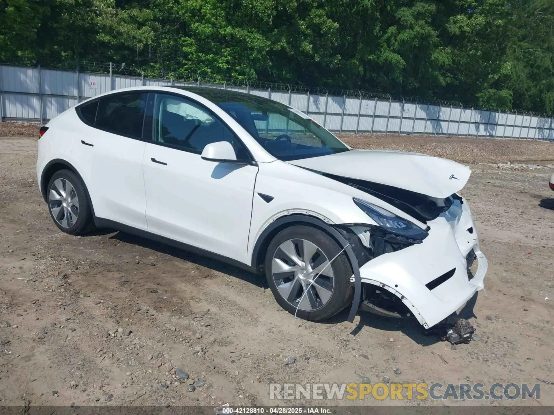 1 Photograph of a damaged car 5YJYGDED4MF192824 TESLA MODEL Y 2021