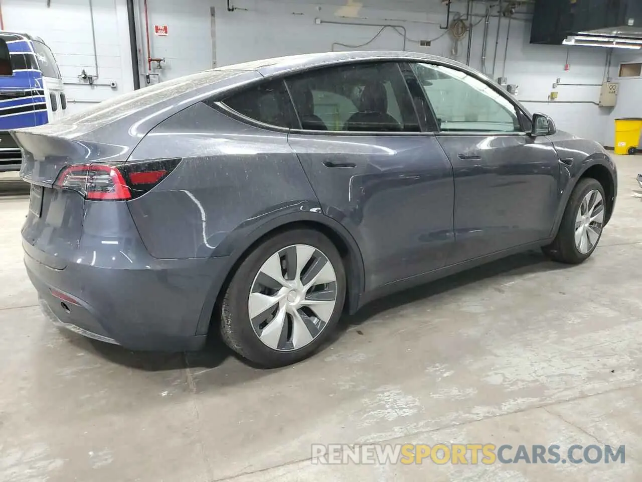 3 Photograph of a damaged car 5YJYGDED5MF107781 TESLA MODEL Y 2021