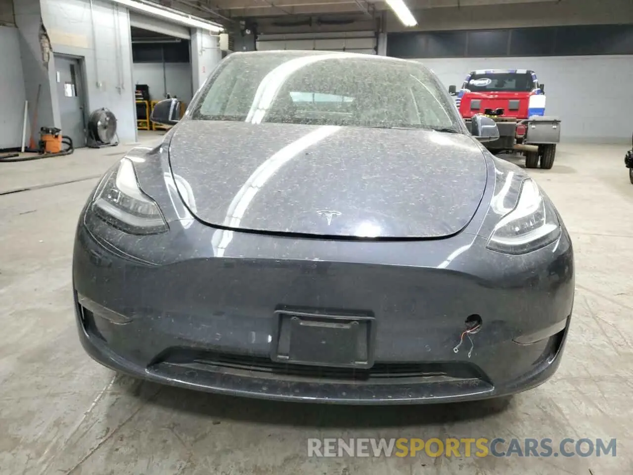 5 Photograph of a damaged car 5YJYGDED5MF107781 TESLA MODEL Y 2021