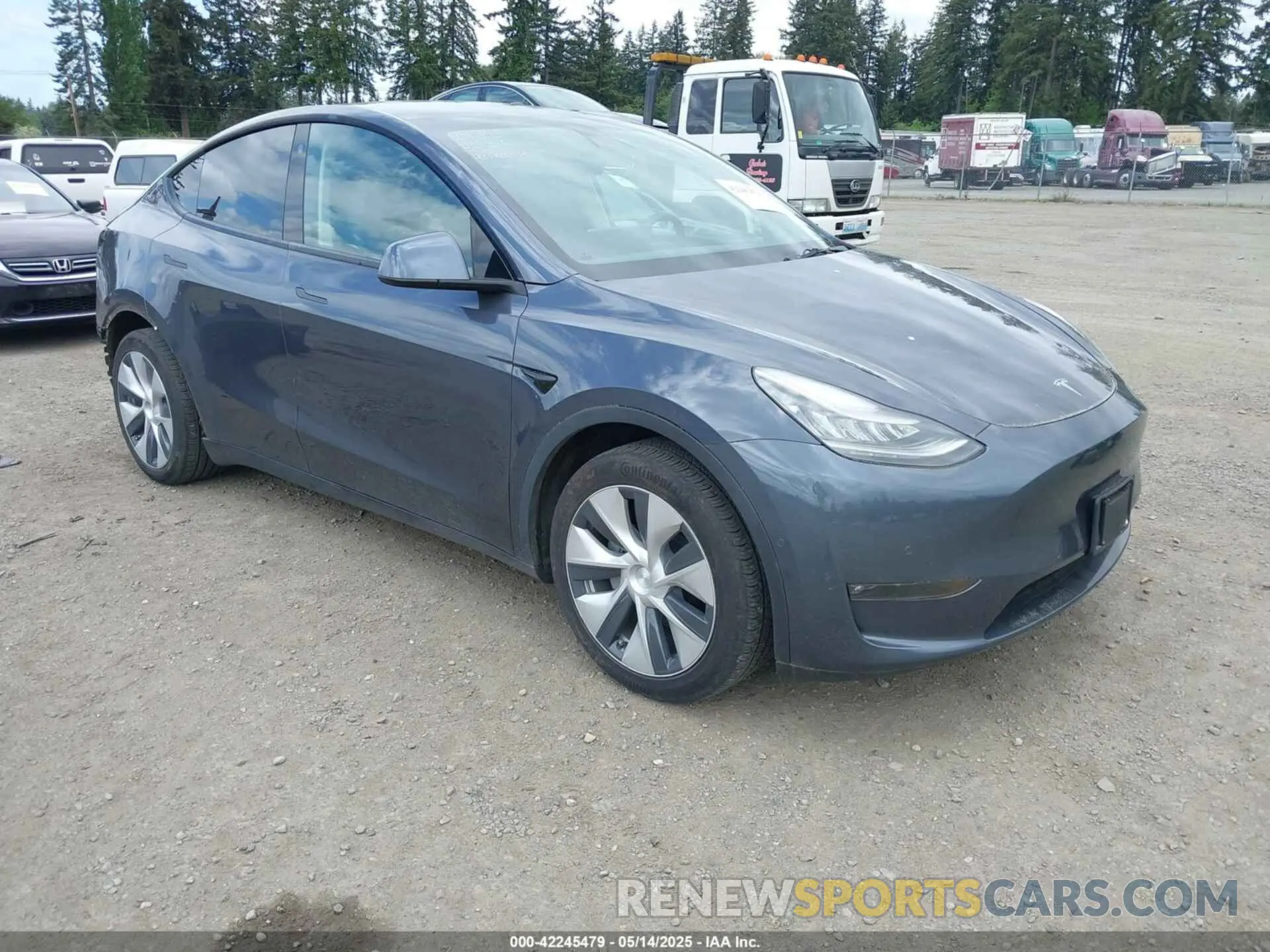 1 Photograph of a damaged car 5YJYGDED5MF109384 TESLA MODEL Y 2021
