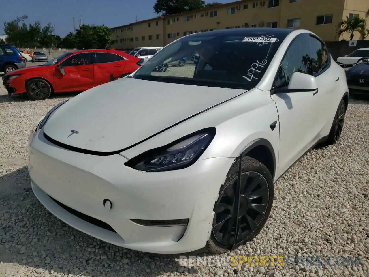 2 Photograph of a damaged car 5YJYGDED6MF114996 TESLA MODEL Y 2021