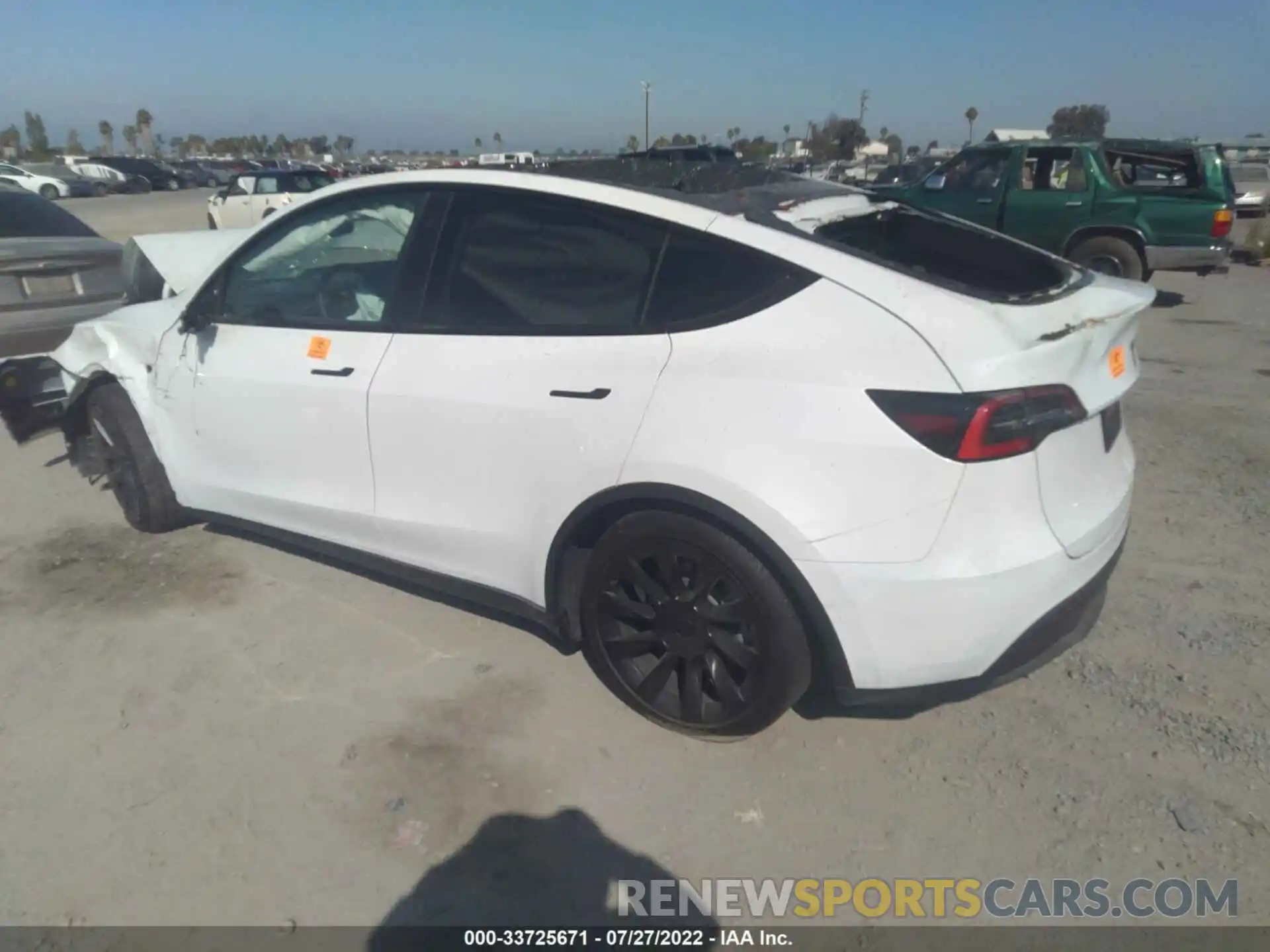 3 Photograph of a damaged car 5YJYGDED6MF126405 TESLA MODEL Y 2021