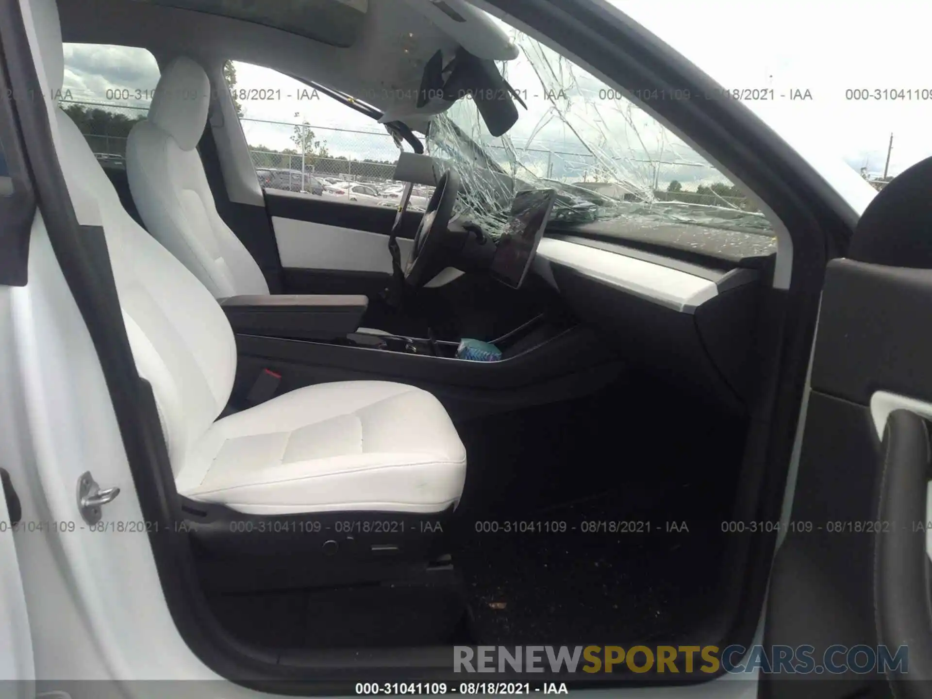 5 Photograph of a damaged car 5YJYGDED7MF109161 TESLA MODEL Y 2021