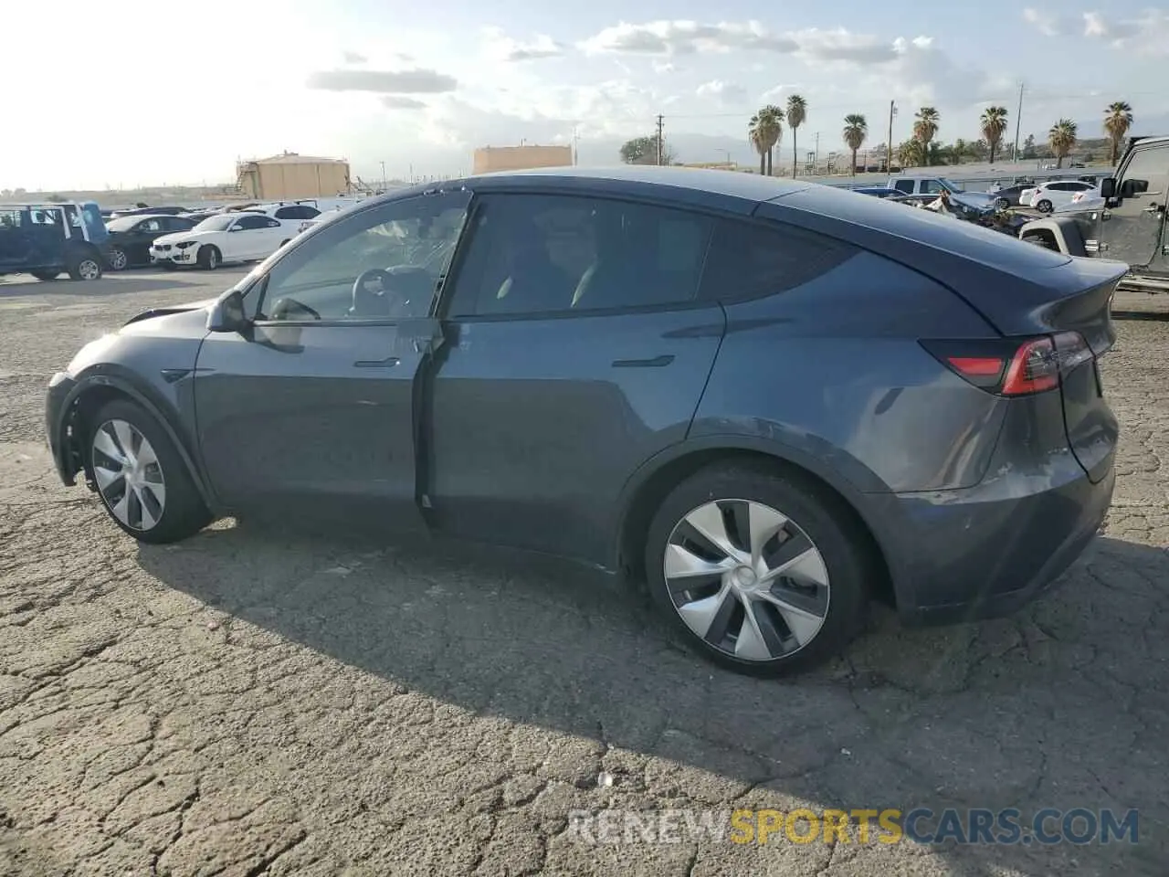 2 Photograph of a damaged car 5YJYGDED7MF109418 TESLA MODEL Y 2021