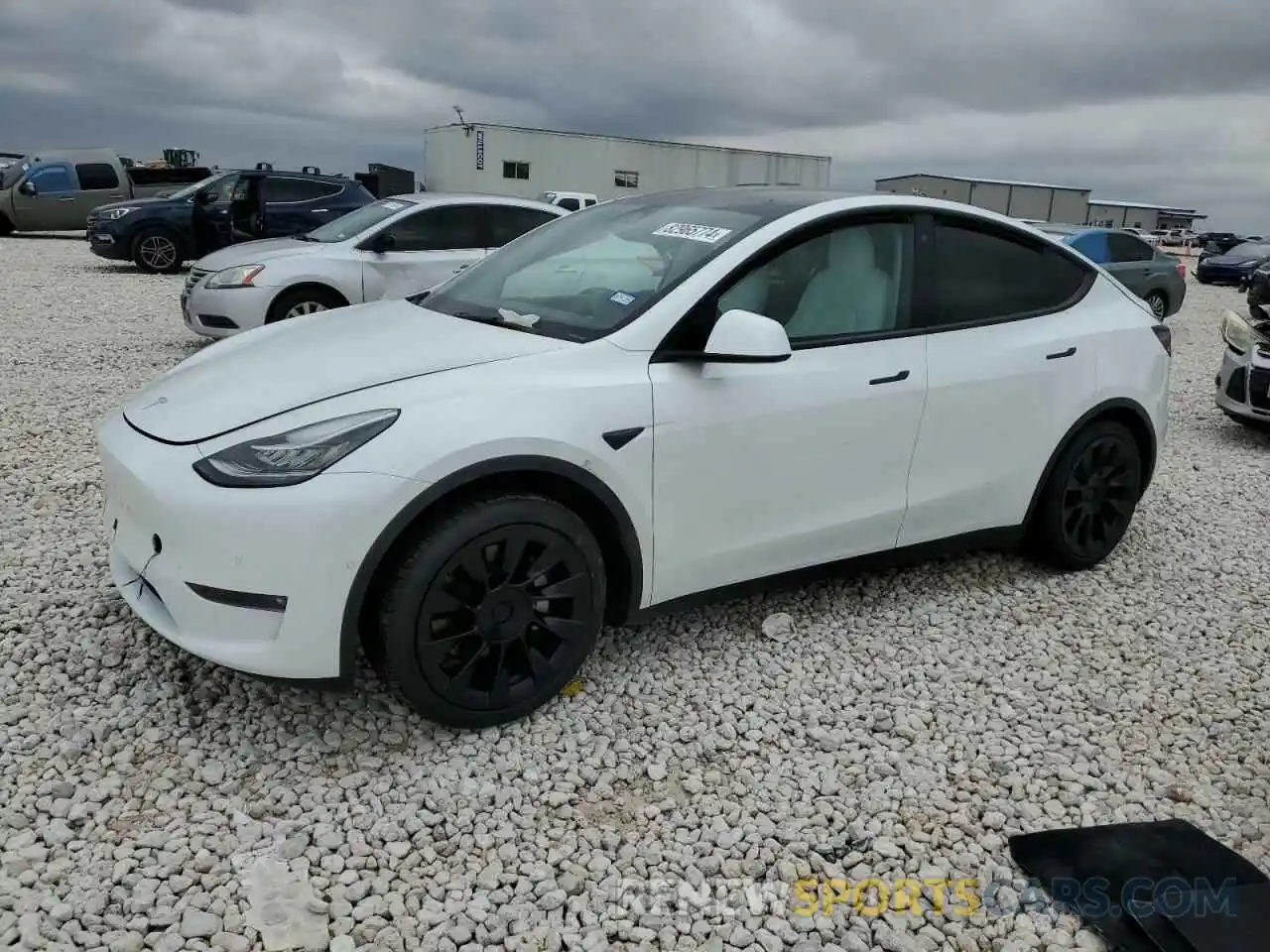 1 Photograph of a damaged car 5YJYGDED7MF121830 TESLA MODEL Y 2021