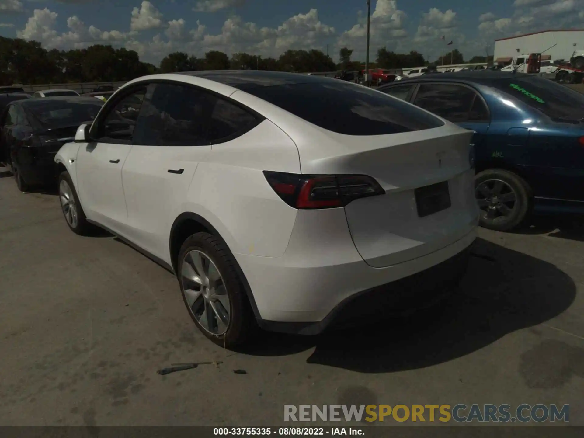 3 Photograph of a damaged car 5YJYGDED8MF105572 TESLA MODEL Y 2021