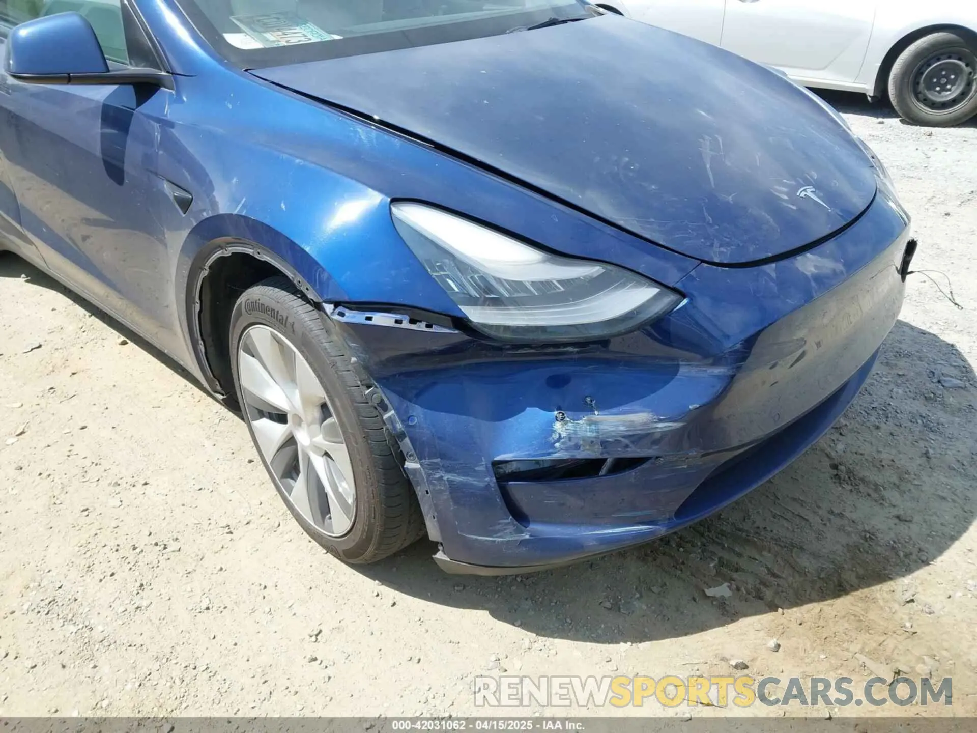 6 Photograph of a damaged car 5YJYGDED8MF116359 TESLA MODEL Y 2021