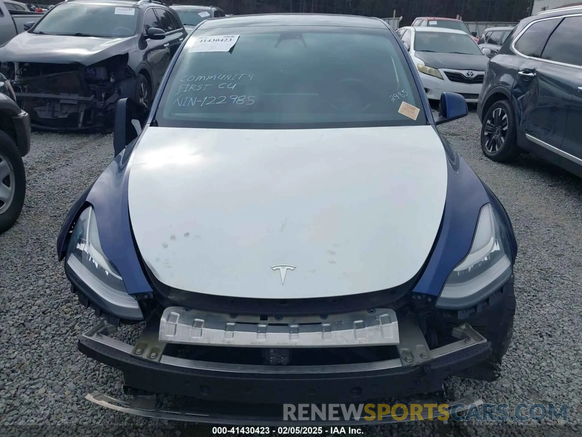 6 Photograph of a damaged car 5YJYGDED8MF122985 TESLA MODEL Y 2021