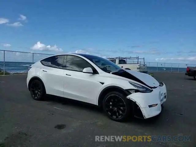 10 Photograph of a damaged car 5YJYGDED9MF105869 TESLA MODEL Y 2021